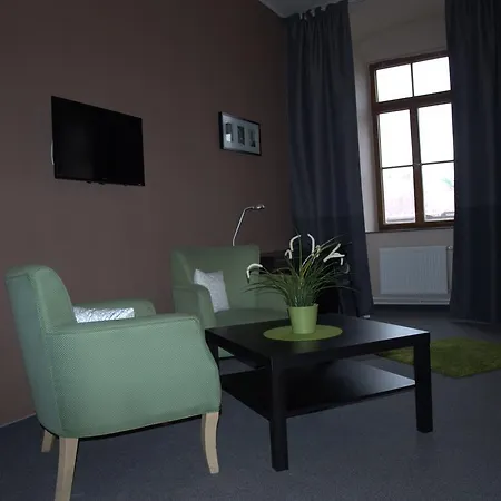 U Lva Hotell